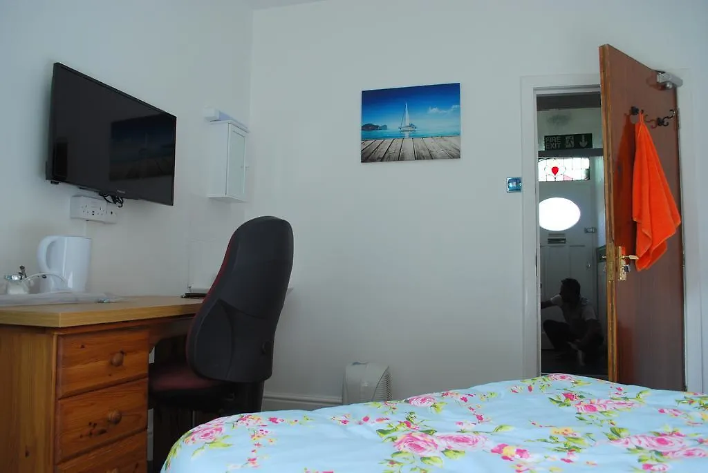 Clift Guest House Bristol