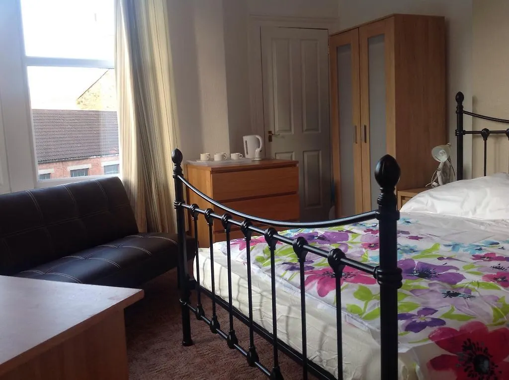 Clift Guest House Bristol
